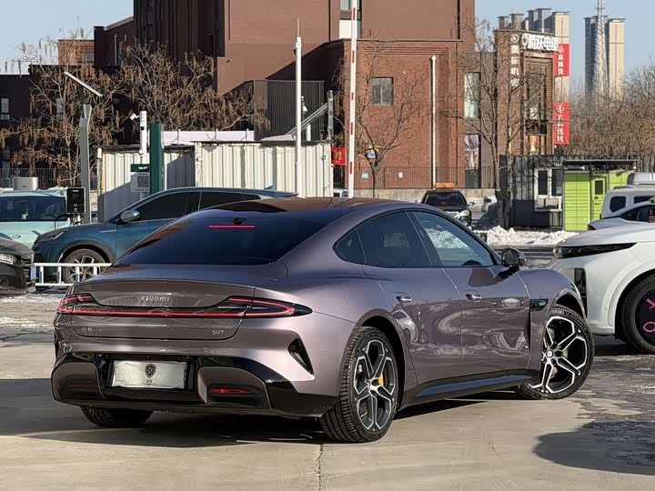 Фото 4 - Xiaomi SU7