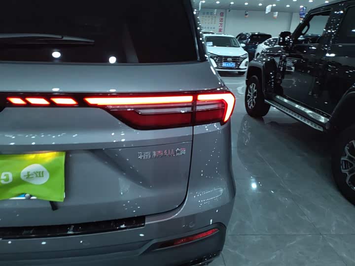 Фото 8 - Ford Equator