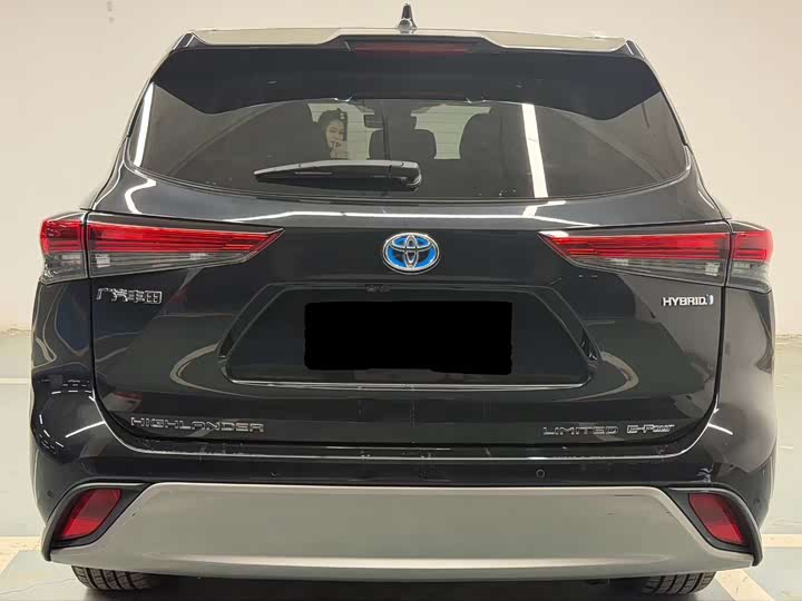 Фото 8 - Toyota Highlander