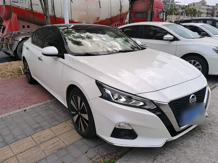 Фото 4 - Nissan Teana