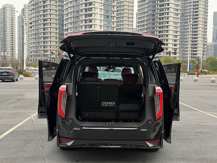 Фото 8 - GAC Trumpchi M8