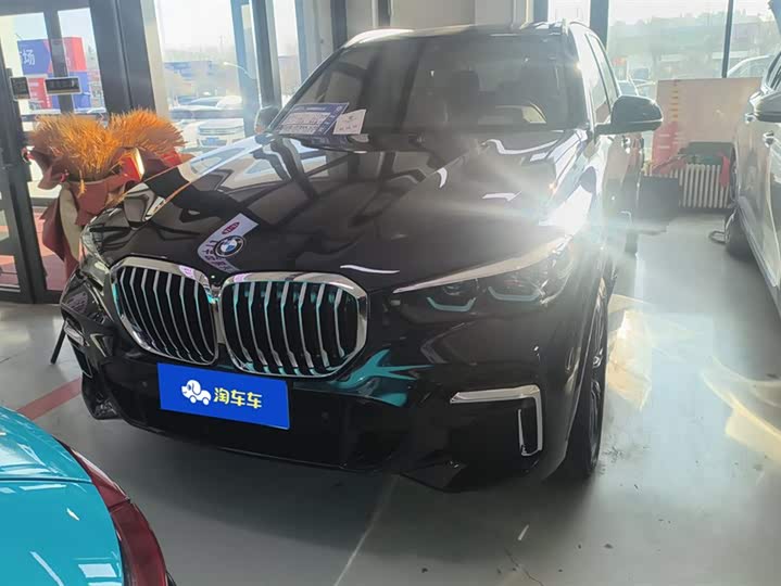 Фото 2 - BMW X5