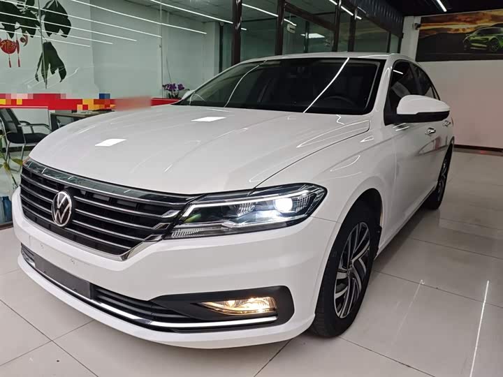 Фото 1 - Volkswagen Lavida