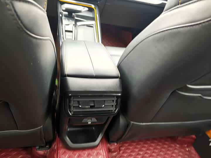 Фото 9 - MG Motor 5 Scorpio