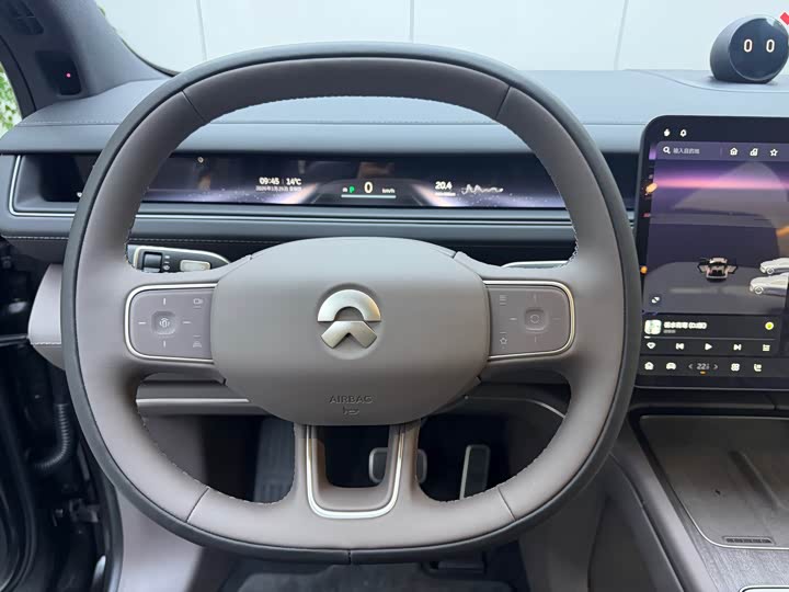 Фото 7 - Nio ES8