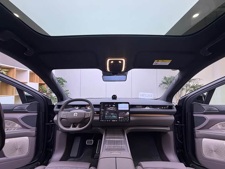 Фото 9 - Nio ES8