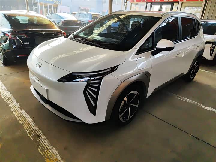 Фото 2 - GAC Aion Y