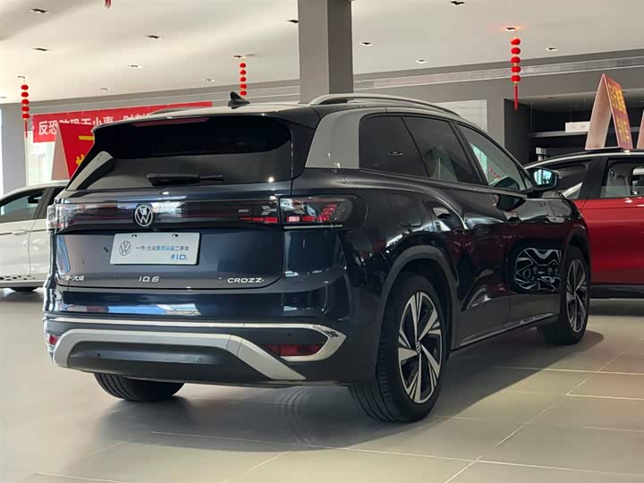 Фото 8 - Volkswagen ID.6 Crozz