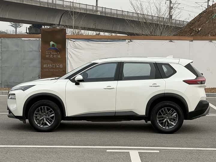 Фото 4 - Nissan X-Trail