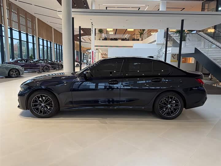 Фото 3 - BMW 3 Series