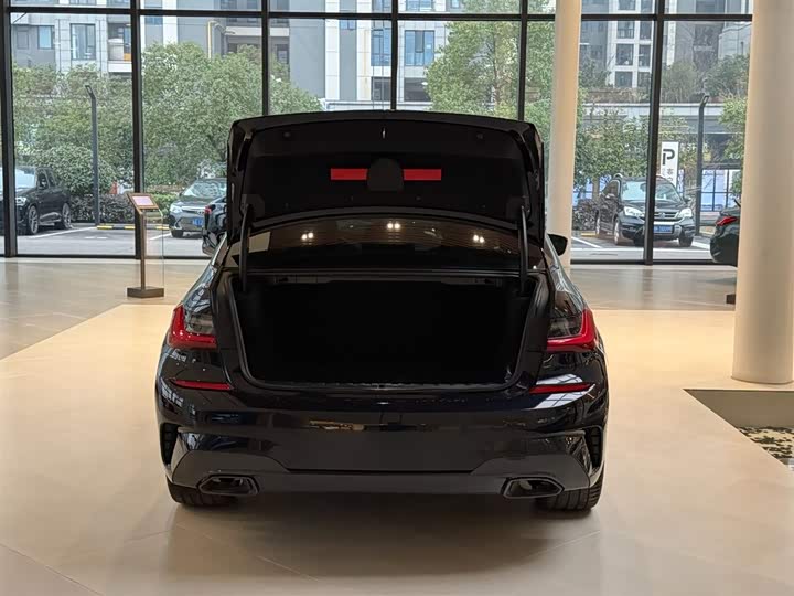 Фото 7 - BMW 3 Series