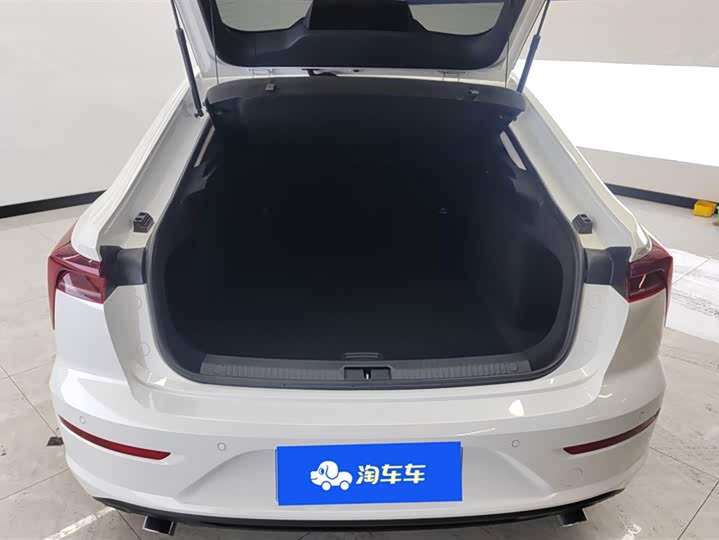 Фото 4 - Bestune B70