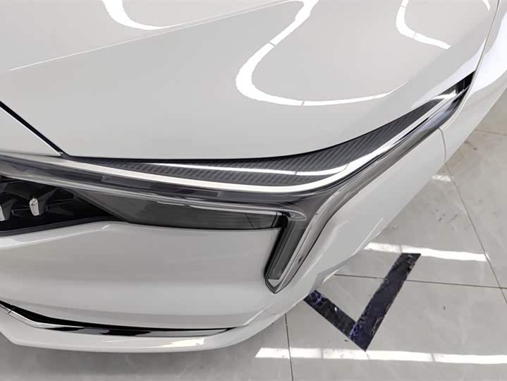 Фото 5 - Bestune B70