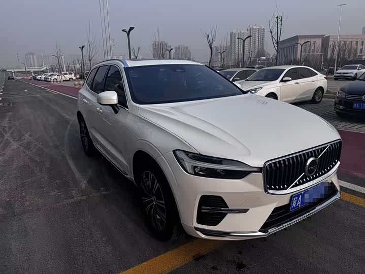 Фото 3 - Volvo XC60