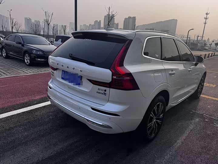 Фото 5 - Volvo XC60