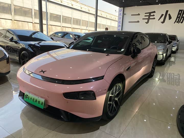 Фото 1 - XPeng P7