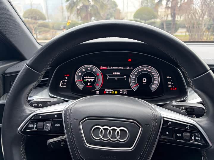 Фото 7 - Audi A6L