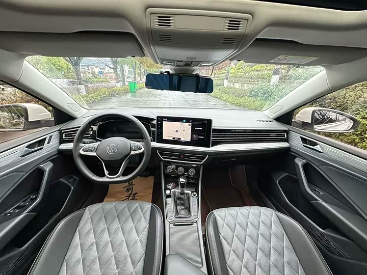 Фото 7 - Volkswagen Sagitar L