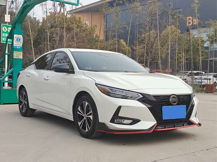 Фото 1 - Nissan Sylphy
