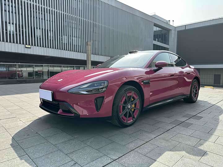 Фото 1 - Xiaomi SU7