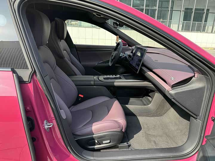 Фото 9 - Xiaomi SU7