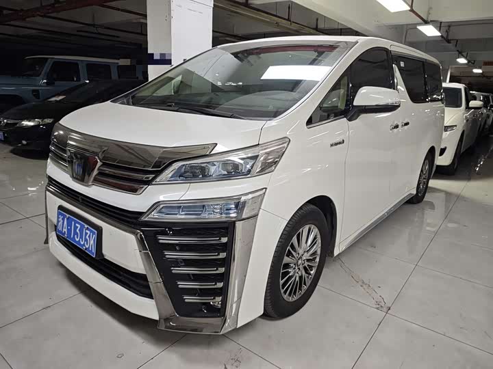 Фото 1 - Toyota Vellfire