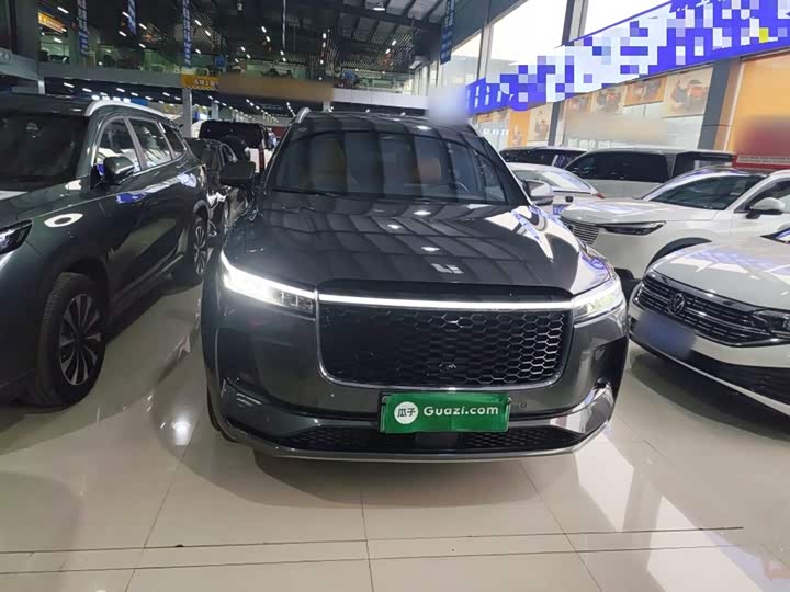 Фото 3 - LiXiang One