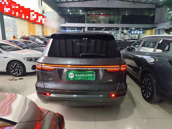 Фото 6 - LiXiang One