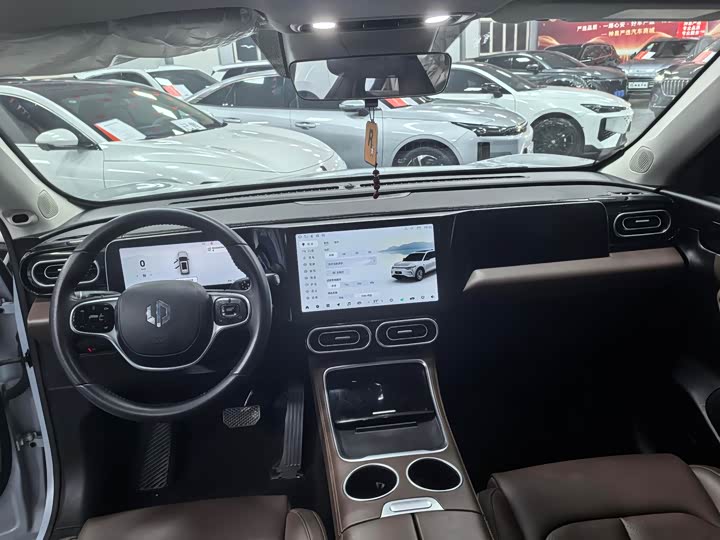 Фото 5 - Leapmotor C11