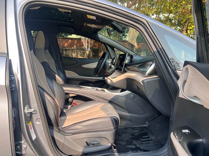 Фото 6 - BYD Dolphin