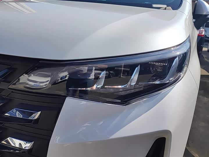 Фото 5 - GAC Trumpchi M6