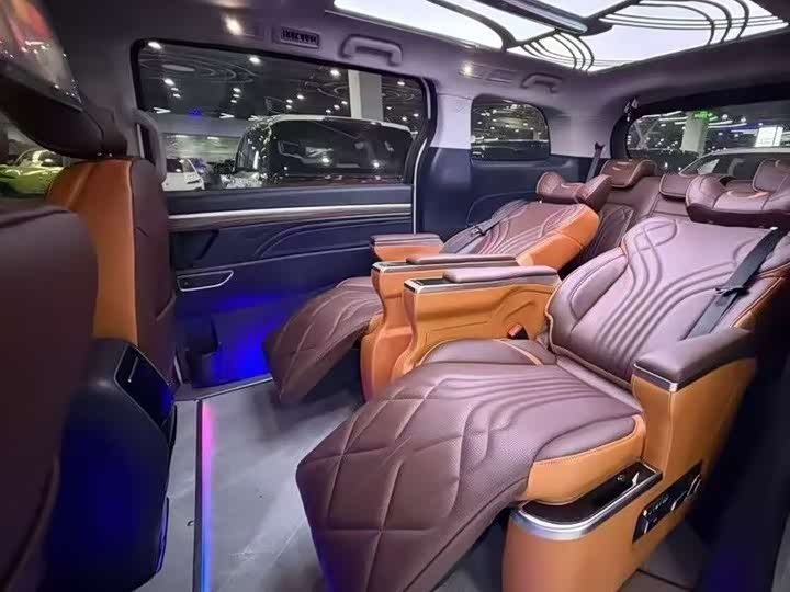 Фото 5 - GAC Trumpchi M8