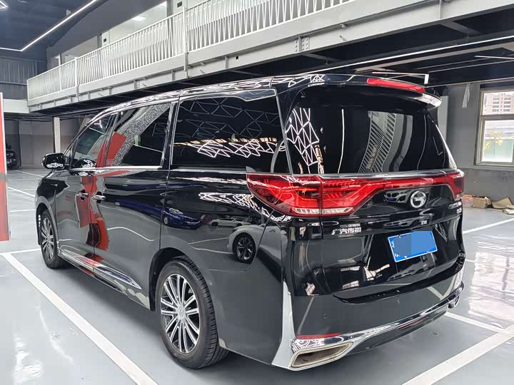 Фото 9 - GAC Trumpchi M8