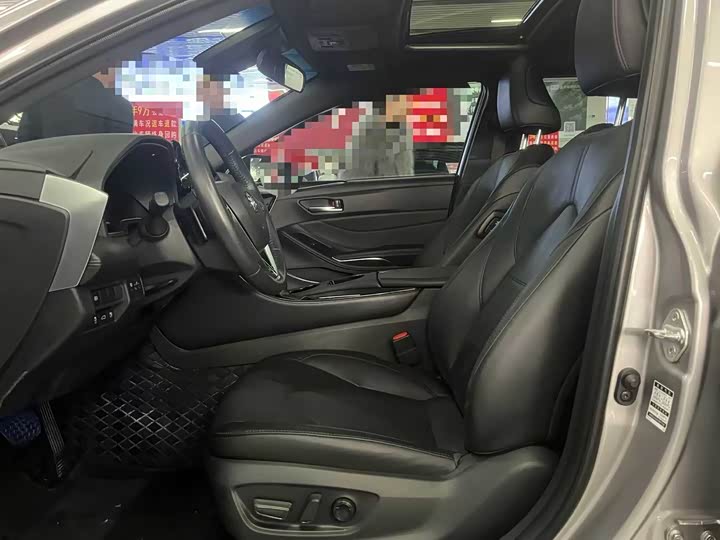 Фото 7 - Toyota Avalon