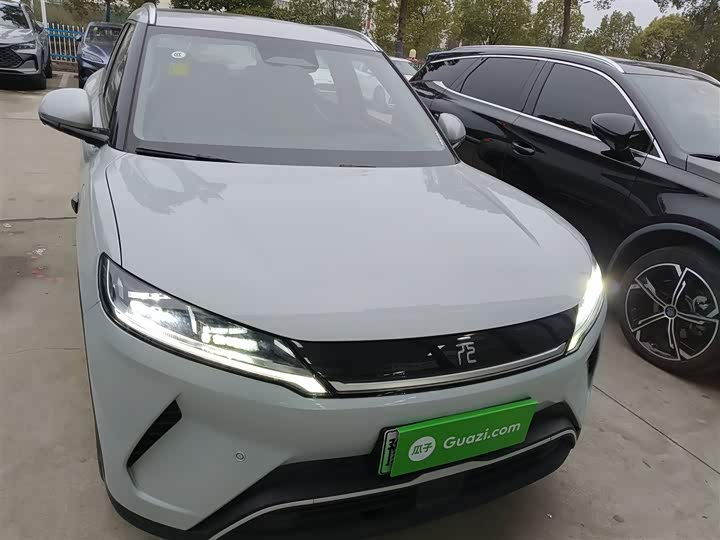 Фото 3 - BYD Yuan Up