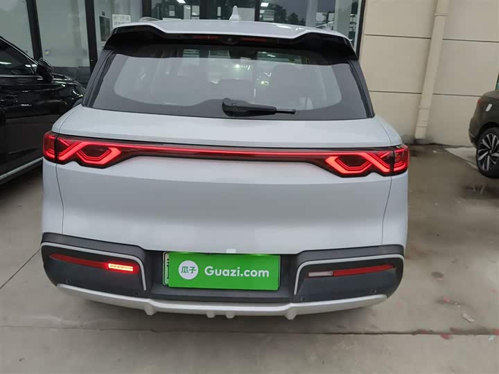 Фото 6 - BYD Yuan Up