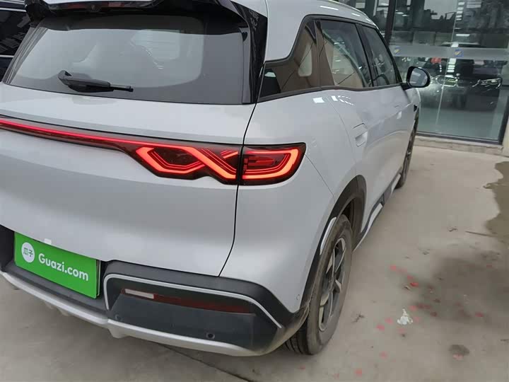 Фото 8 - BYD Yuan Up