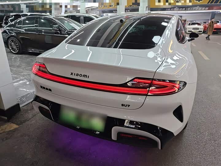 Фото 6 - Xiaomi SU7