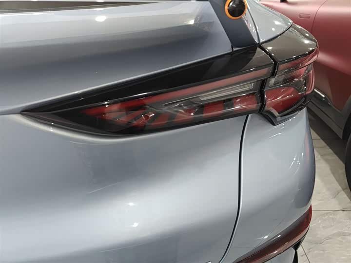 Фото 8 - Changan UNI-T