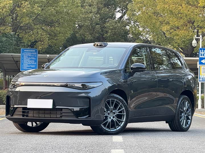 Фото 1 - Leapmotor C10