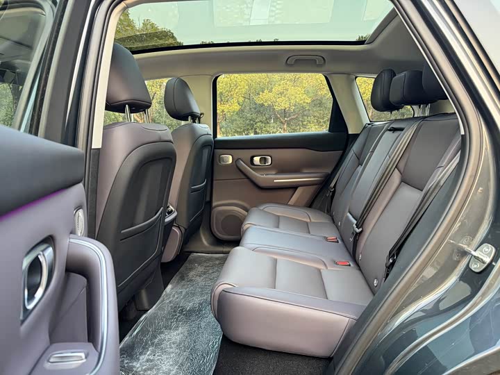 Фото 6 - Leapmotor C10