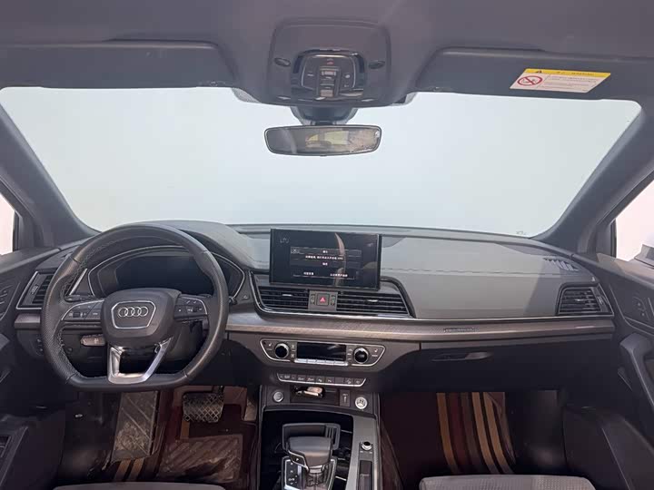 Фото 6 - Audi Q5L Sportback