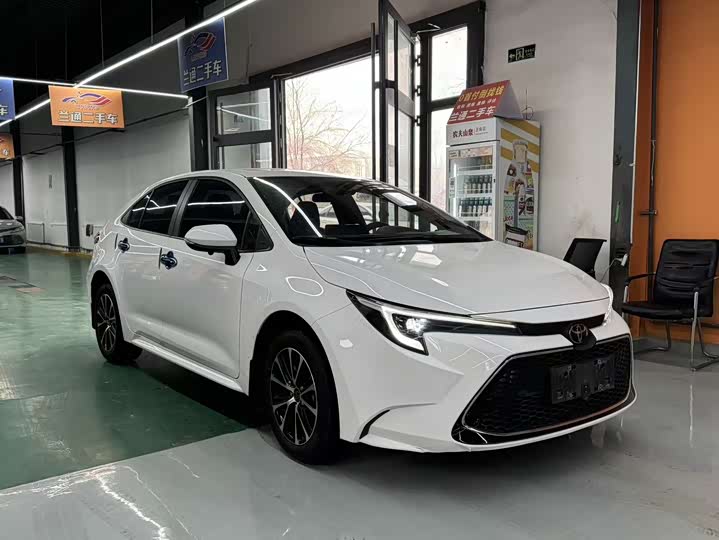 Фото 2 - Toyota Levin