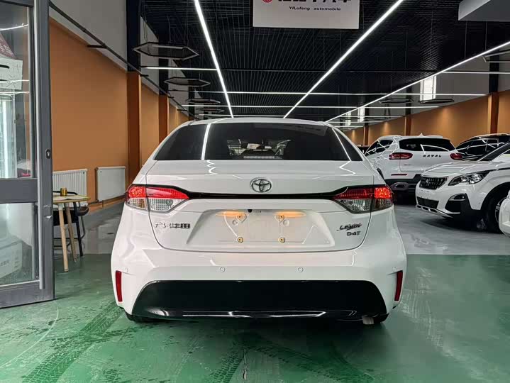 Фото 4 - Toyota Levin