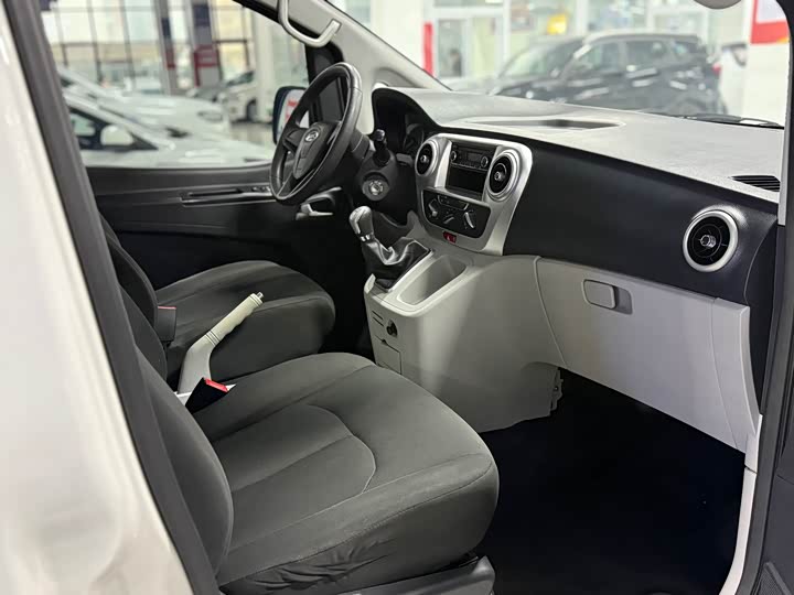 Фото 6 - JAC Refine M3