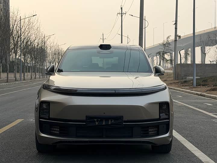 Фото 2 - LiXiang L8