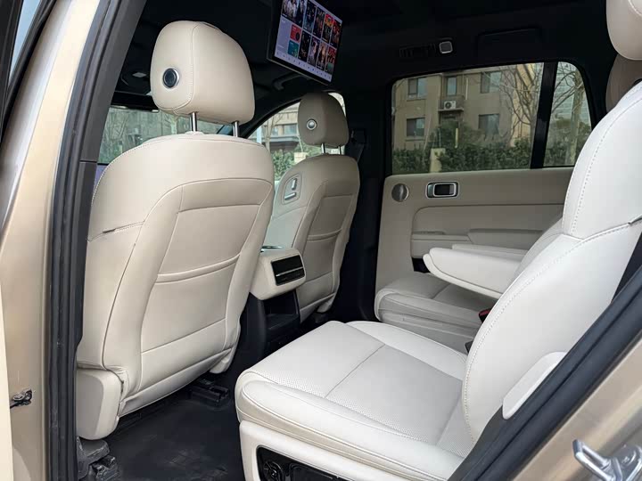 Фото 6 - LiXiang L8