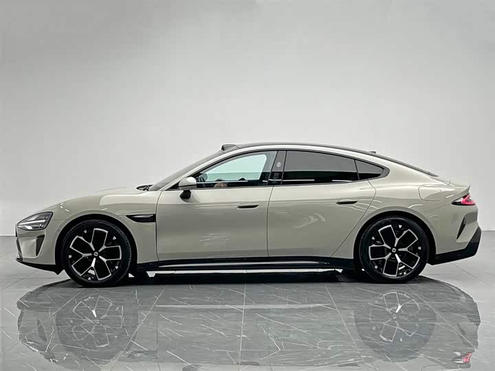 Фото 3 - Xiaomi SU7