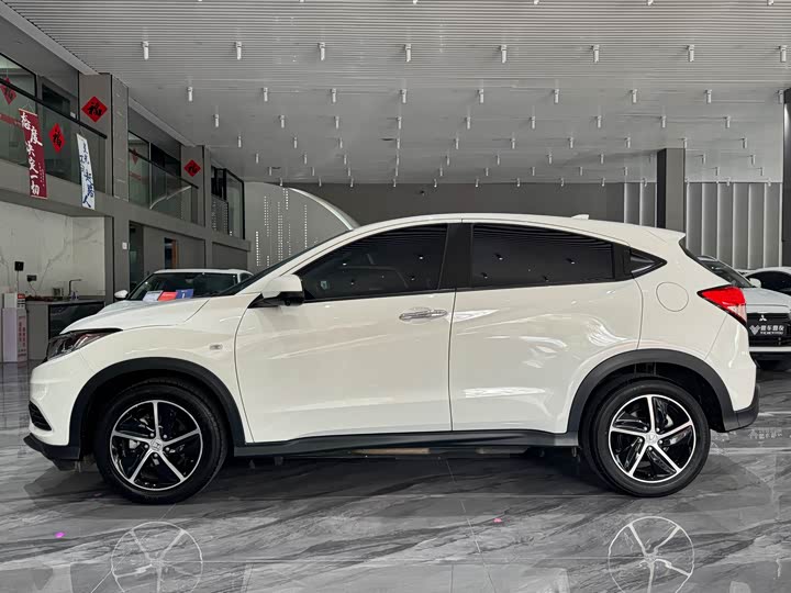 Фото 5 - Honda Vezel