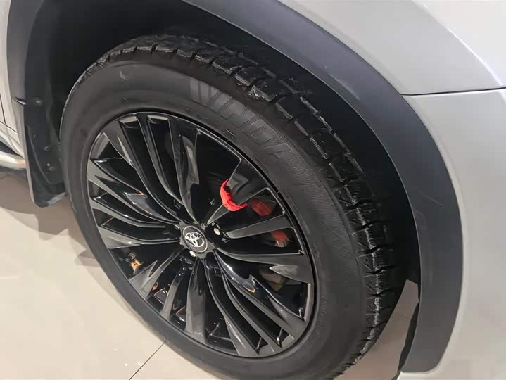 Фото 6 - Toyota Highlander